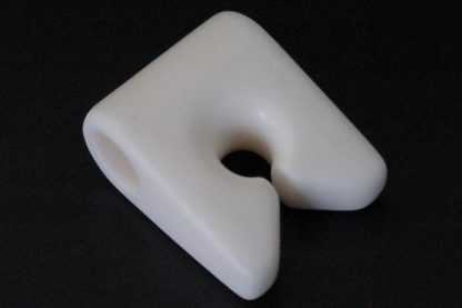 N10x5-A Simple Hook Ceramic Yarn Guide